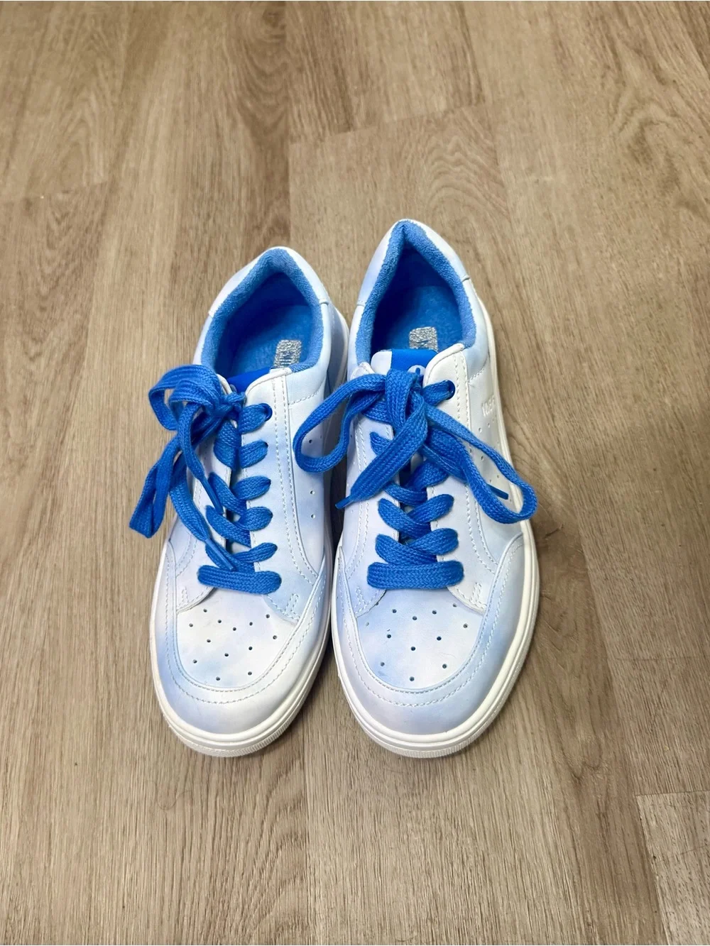 Nine West Dead Stock Sneakers